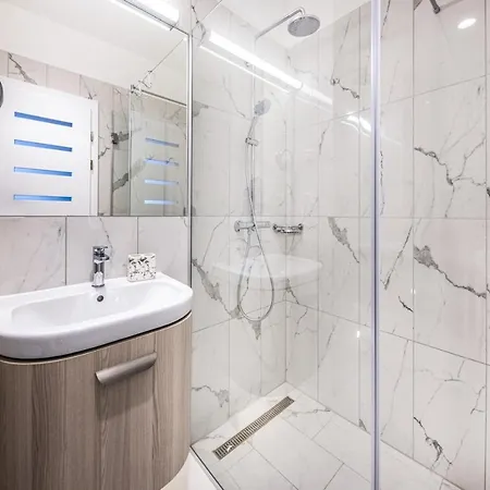 Apartment Flavius Heviz